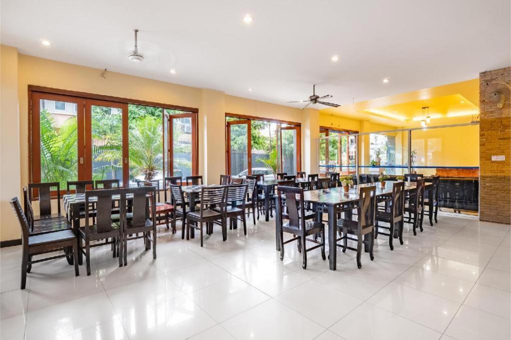 Tycoon Place Garden Pattaya Buitenkant foto