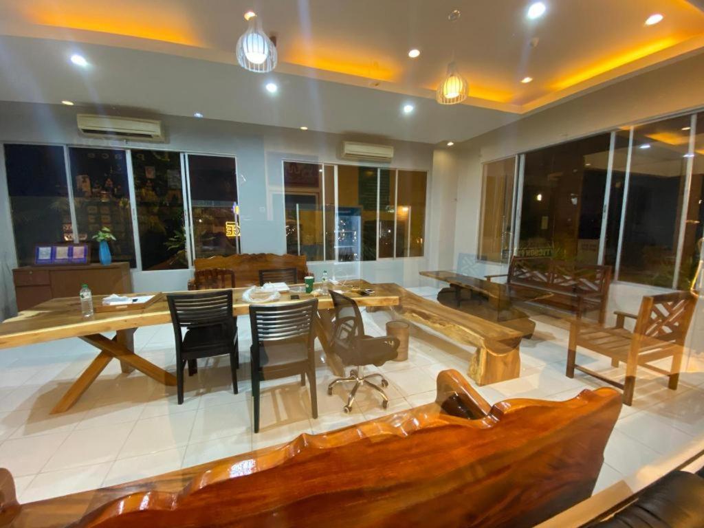 Tycoon Place Garden Pattaya Buitenkant foto